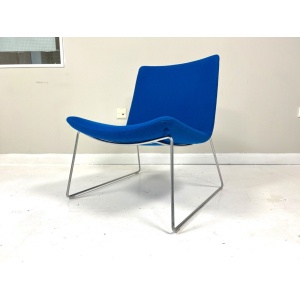 Swoosh, Contemporary Low Lounge Chair