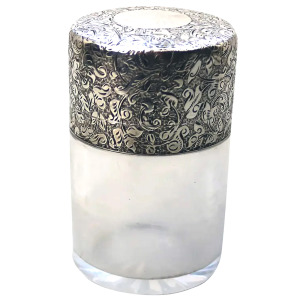 A substantial antique Victorian Sampson Mordan solid silver Scent Bottle C.1899
