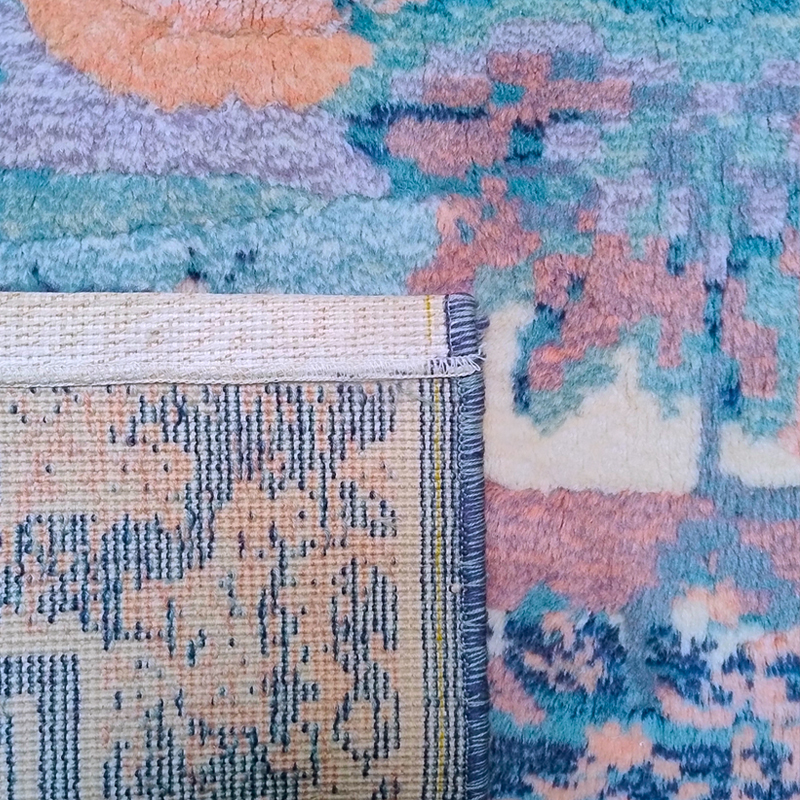 1990s Gorgeous Rug by Giorgetto Giugiaro for Paracchi. Pure wool. Made in Italy