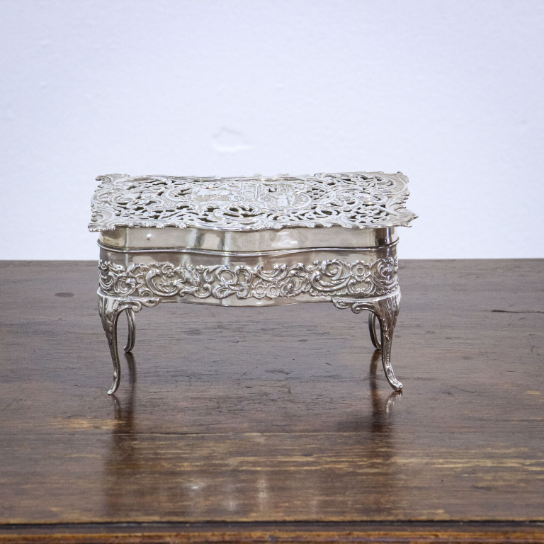 William Comyns Sterling Silver Edwardian Box - Image 11