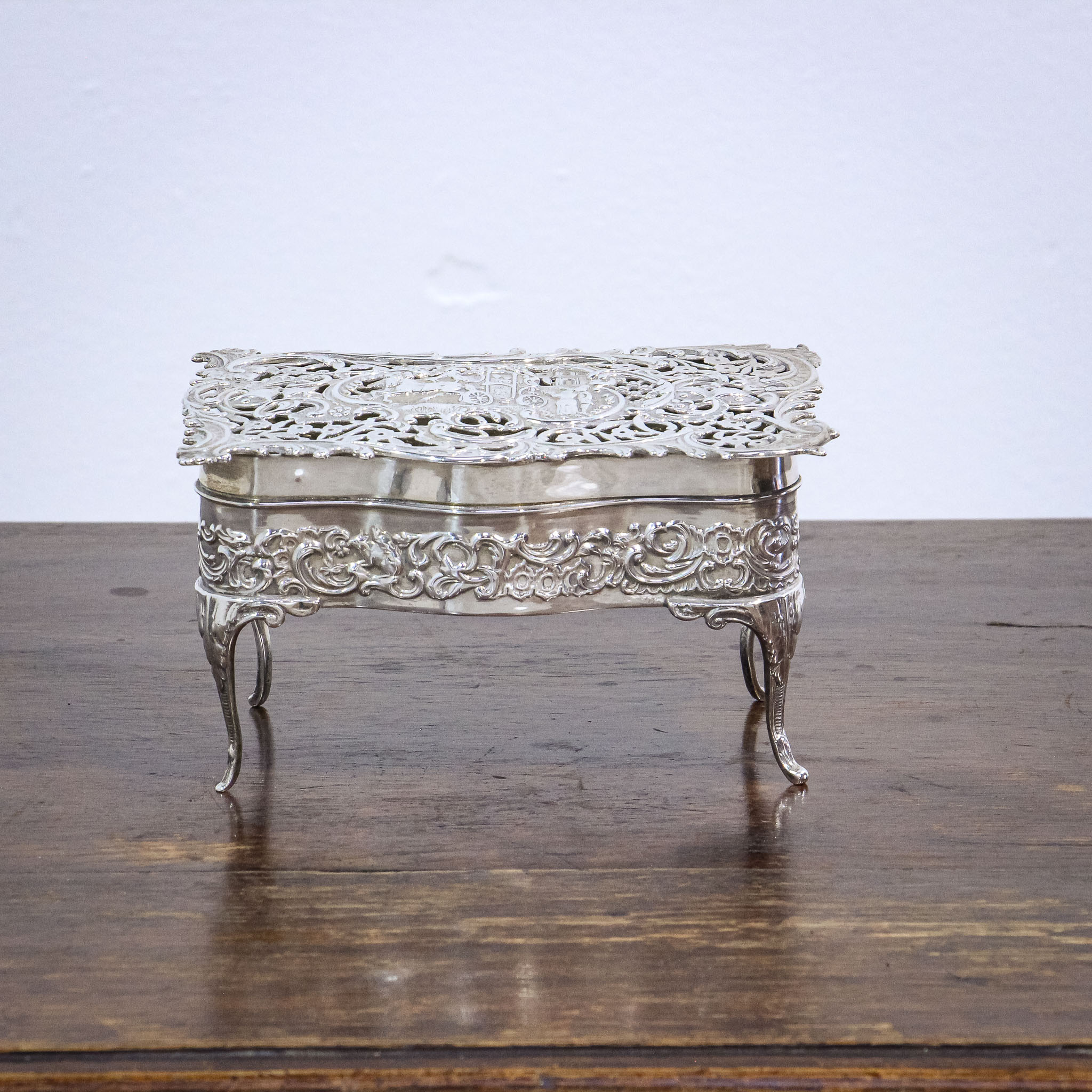 William Comyns Sterling Silver Edwardian Box