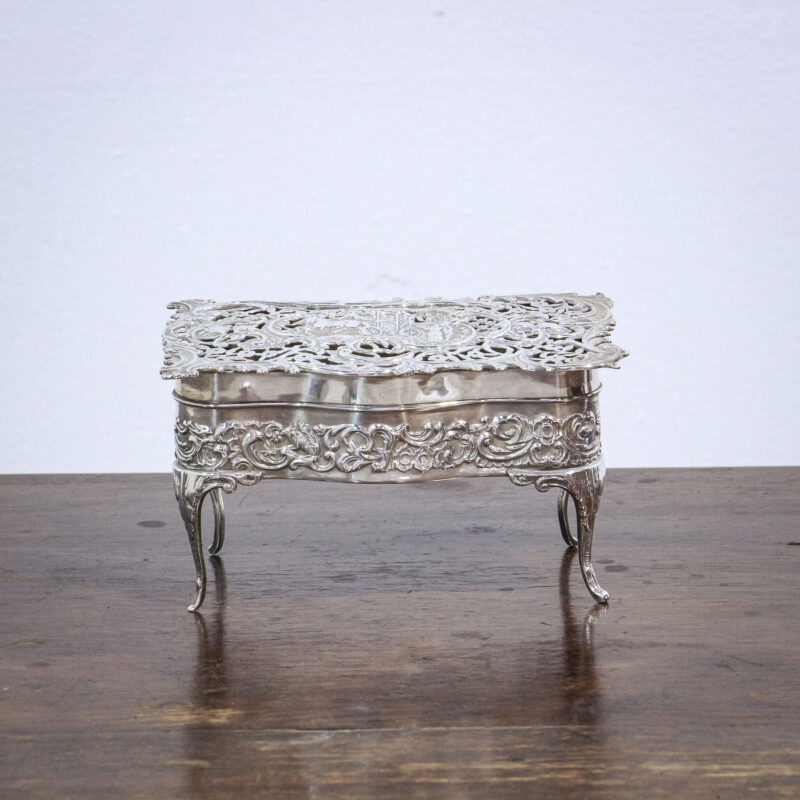 William Comyns Sterling Silver Edwardian Box