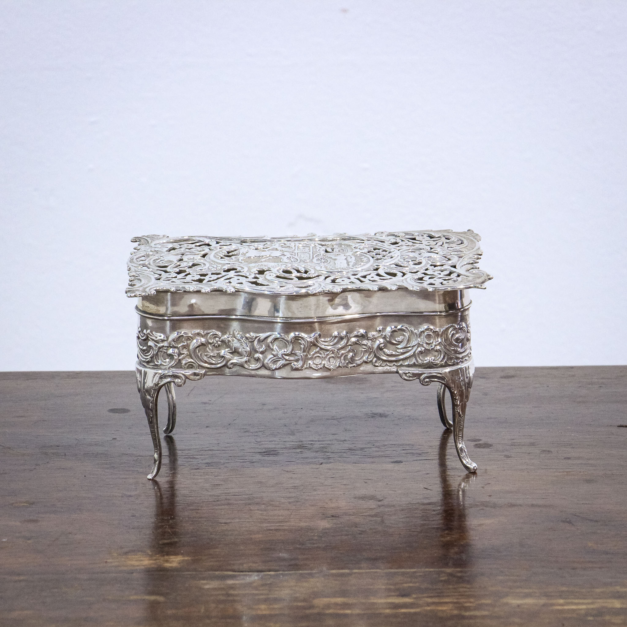 William Comyns Sterling Silver Edwardian Box