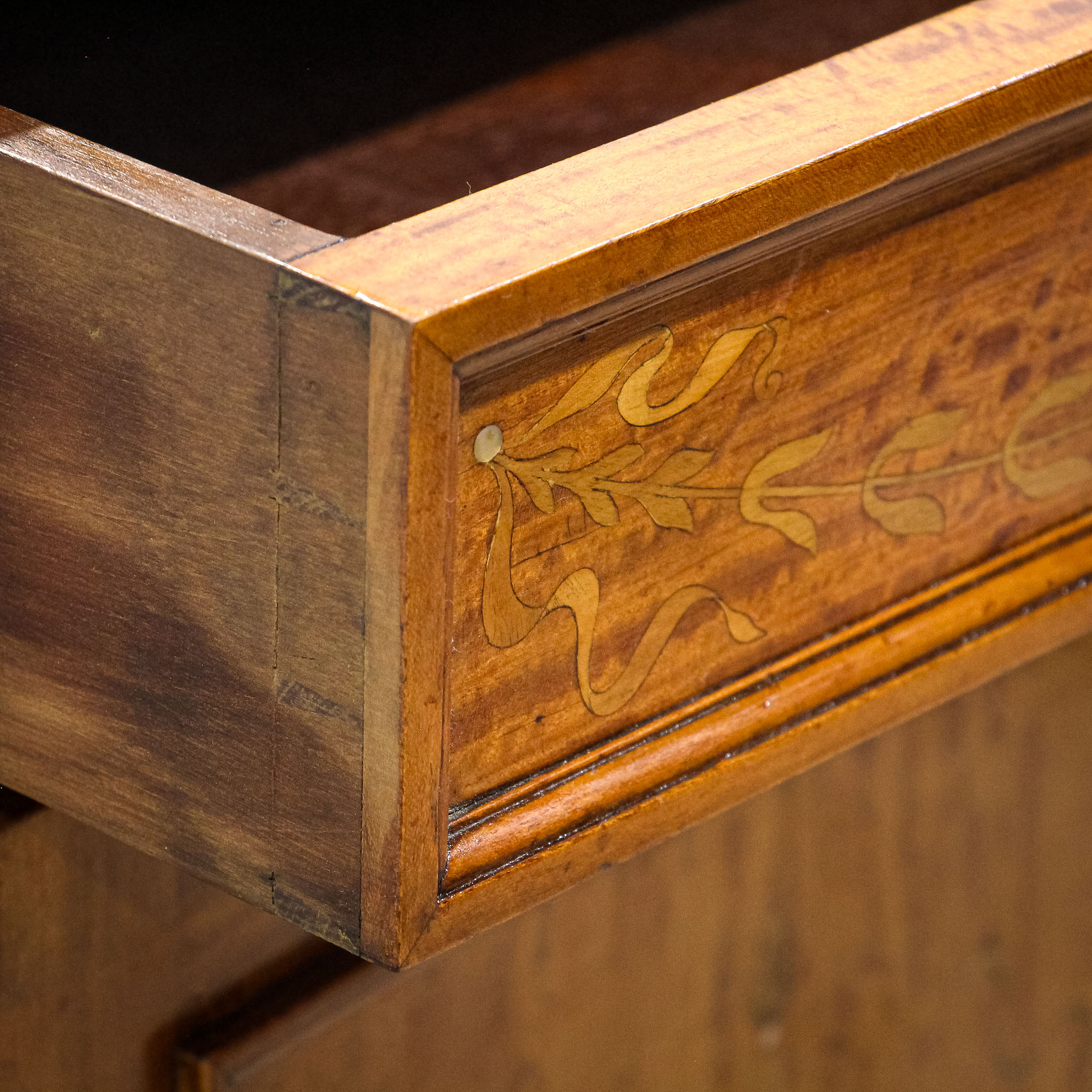Inlaid Dressing or Shaving Stand with Adjustable Mirror