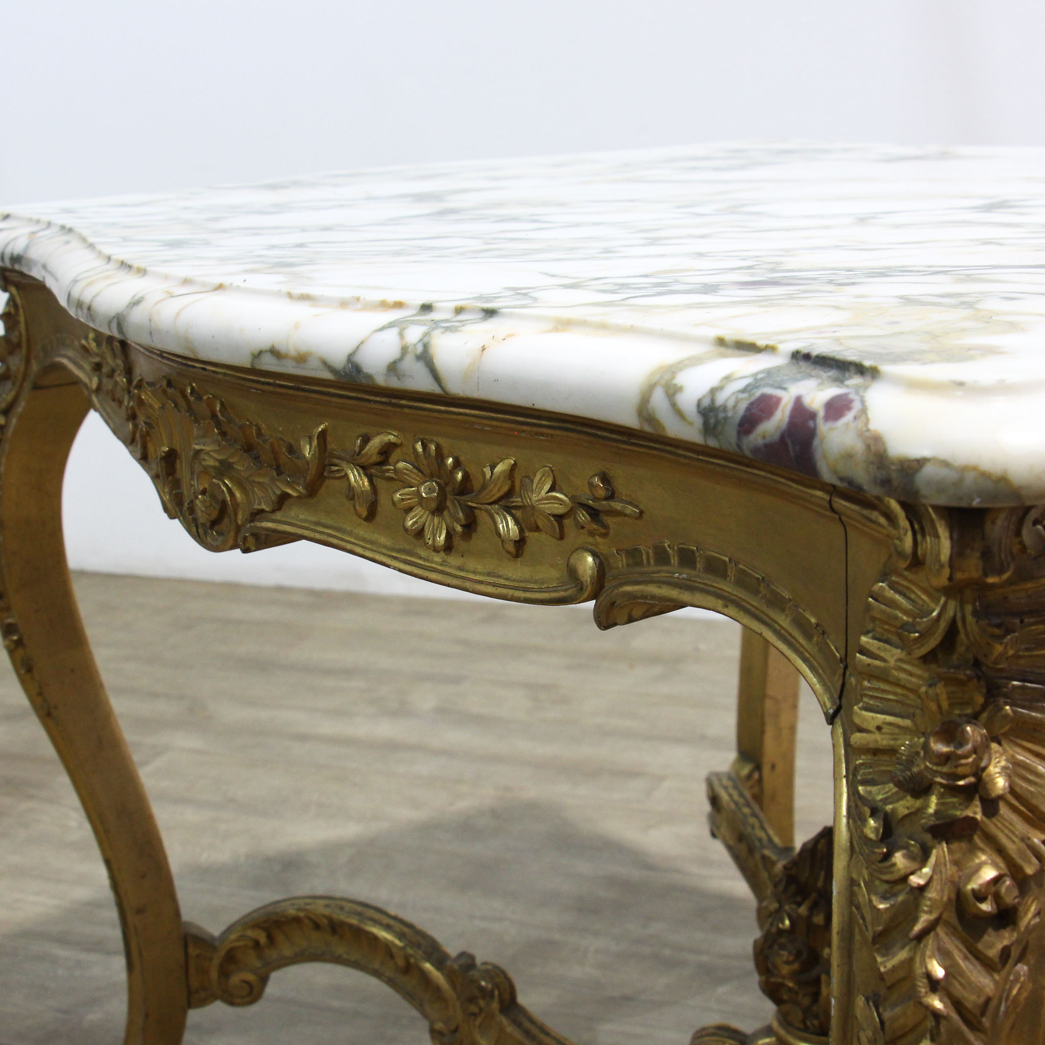 French Carved Gilt Wood Centre Table in Louis XVI Style