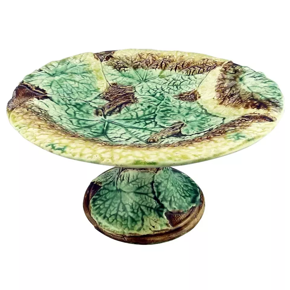 A lovely antique Victorian majolica pottery Cabbage Ware Comport Tazza C.19thC