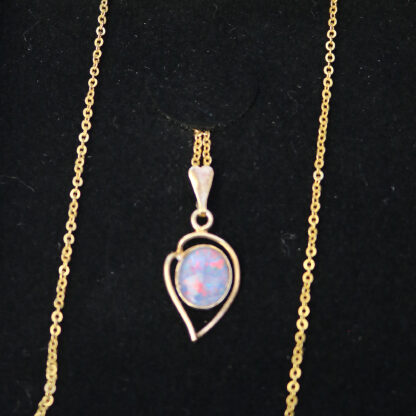 A good vintage 925 silver gilt Opal Pendant on Chain 3g - gift boxed C.20thC - Image 3