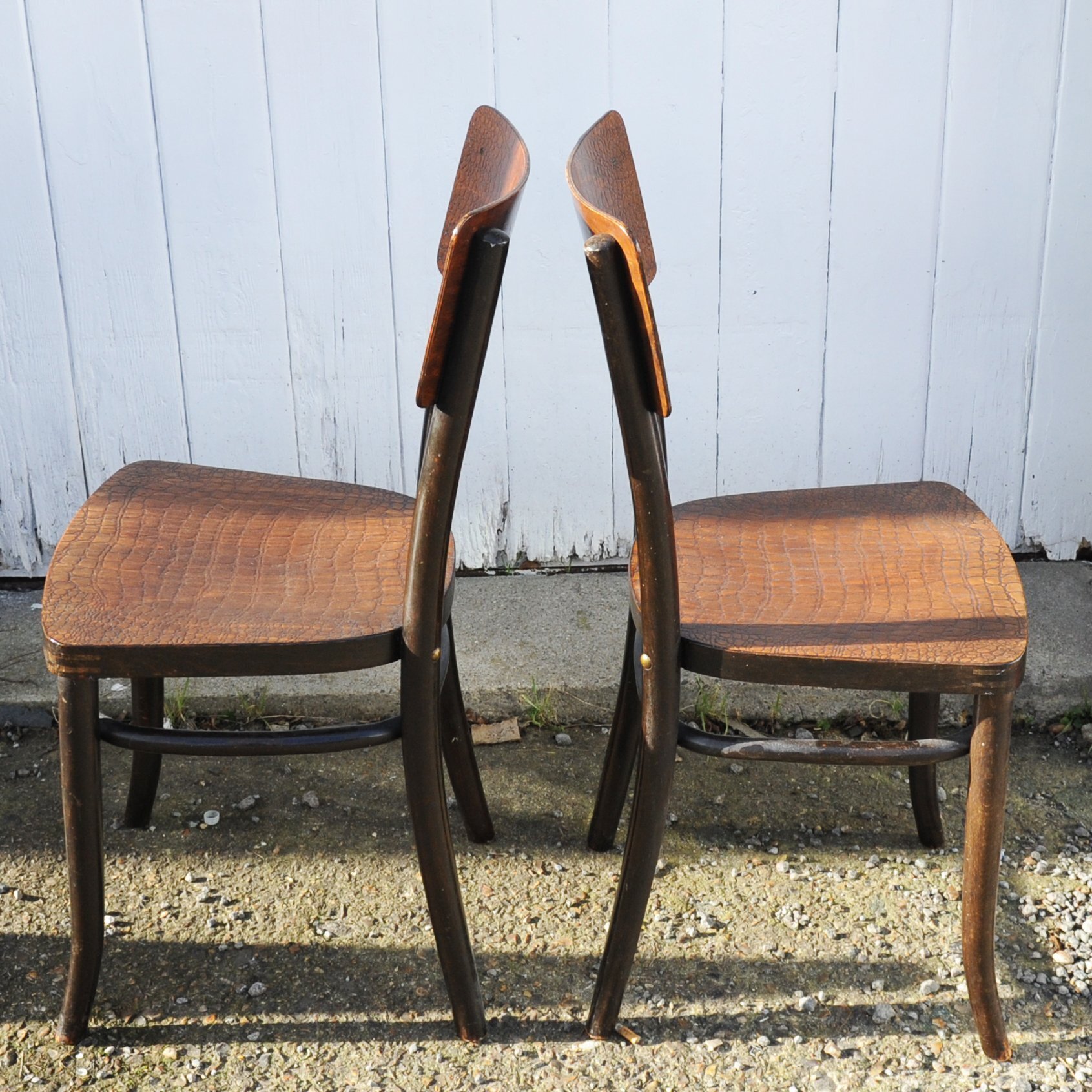 Antique Carved Wooden Crocodile Effect Side/Dining Chairs For Mundus, J. & J. Kohn, 1920s