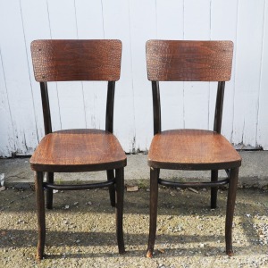 Antique Carved Wooden Crocodile Effect Side/Dining Chairs For Mundus, J. & J. Kohn, 1920s