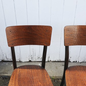 Antique Carved Wooden Crocodile Effect Side/Dining Chairs For Mundus, J. & J. Kohn, 1920s