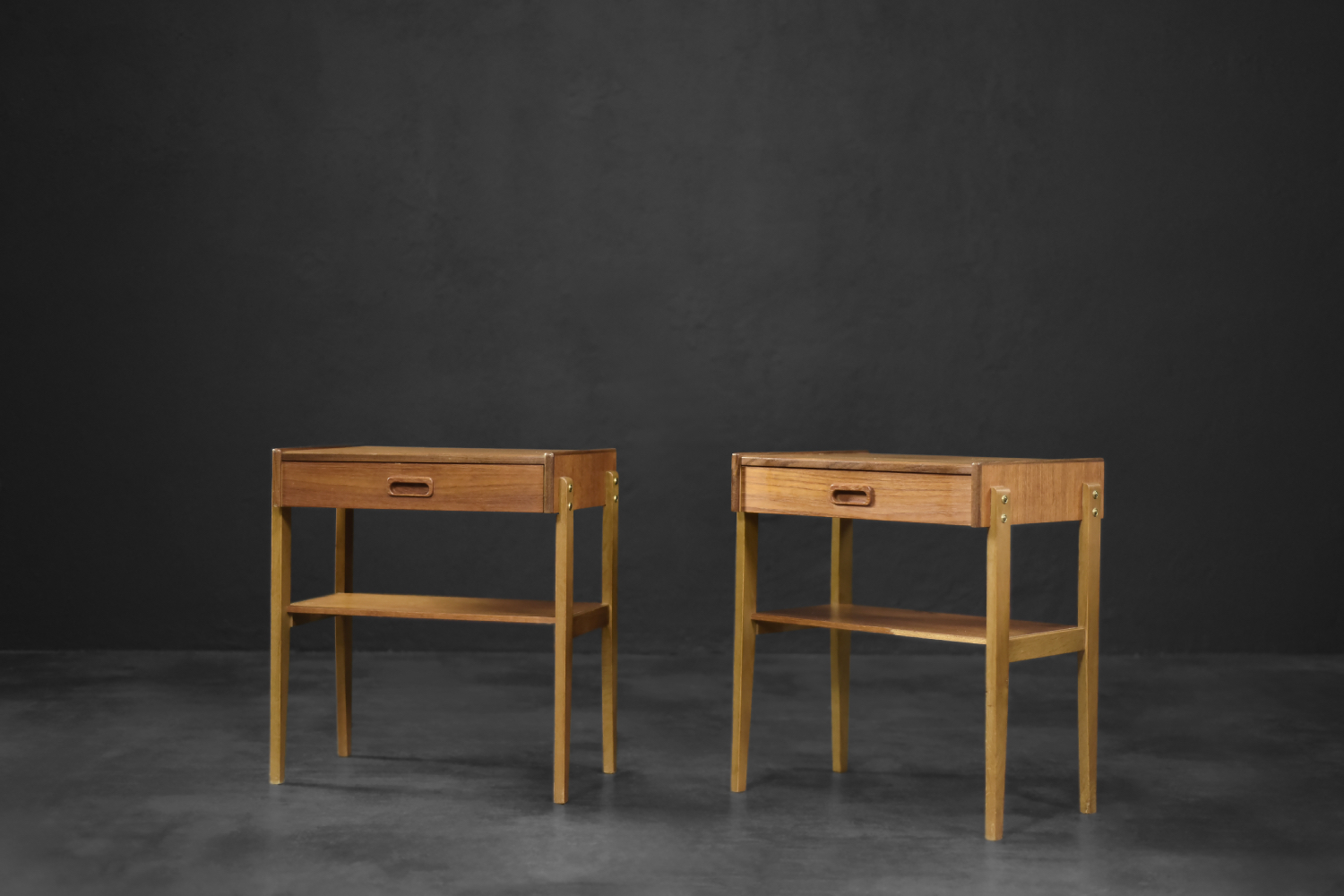 Vintage Mid-Century Scandinavian Modern Teak Nightstands, 1960s, Set of 2