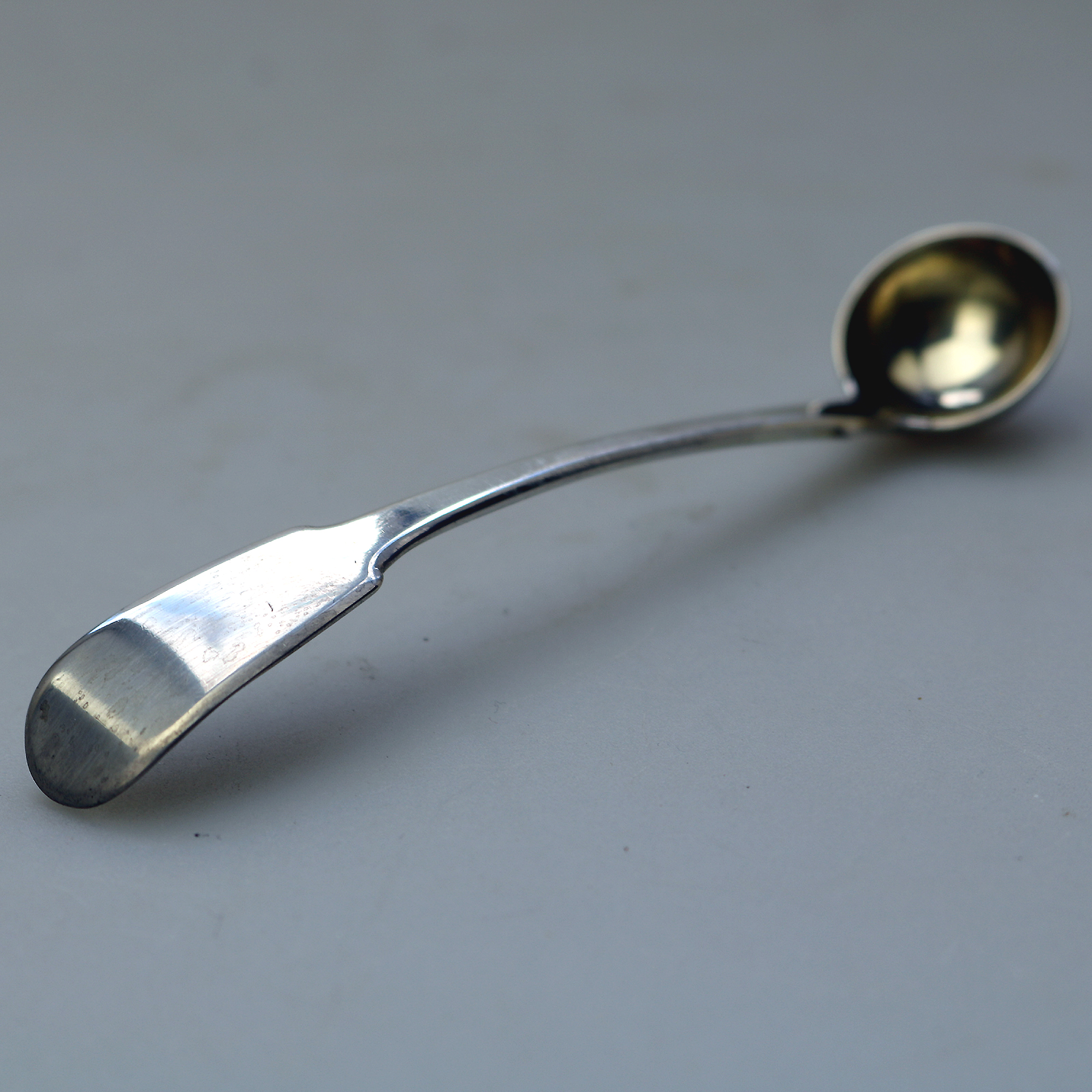 An antique Georgian English solid silver fiddle pattern Spice Ladle 18g C.1819
