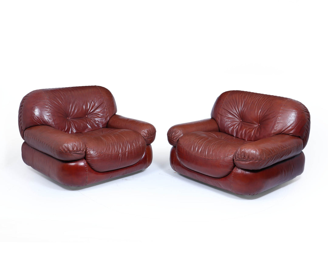 Stunning Lounge Chairs In Leather By Sapporo For Mobil Girgi Italy 1970