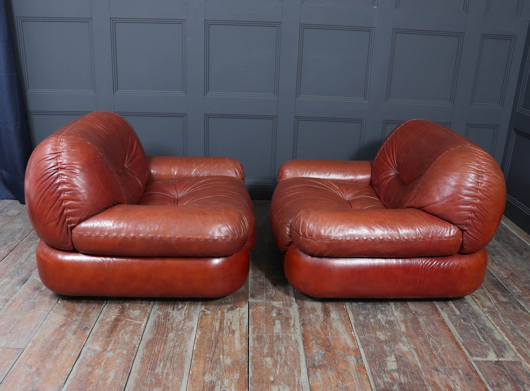 Stunning Lounge Chairs In Leather By Sapporo For Mobil Girgi Italy 1970