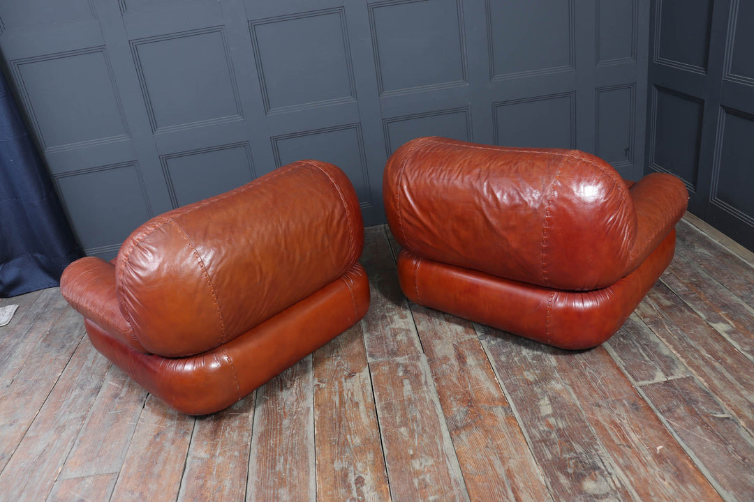 Stunning Lounge Chairs In Leather By Sapporo For Mobil Girgi Italy 1970