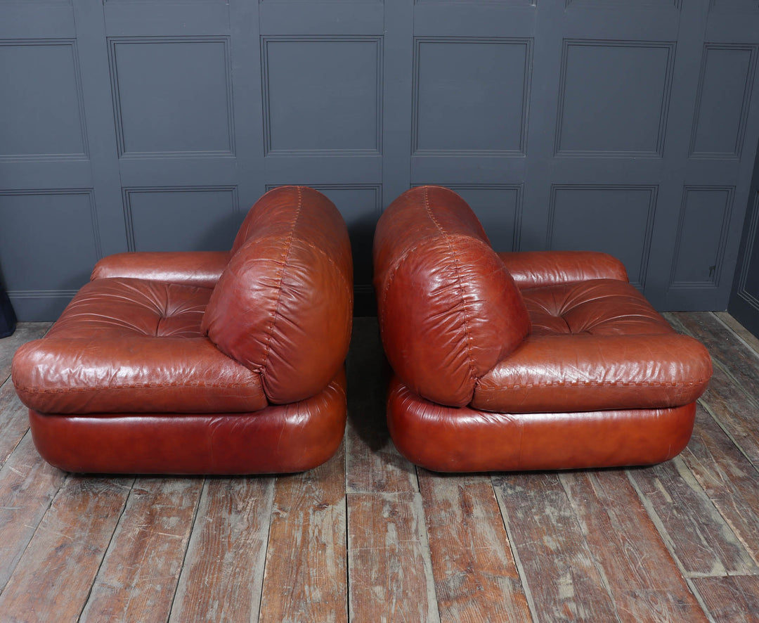 Stunning Lounge Chairs In Leather By Sapporo For Mobil Girgi Italy 1970