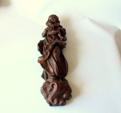 Hand Carved mother of god with child - wooden sculpture from the 1950s - Image 6