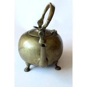 Teapot made of bronze - Vintage
