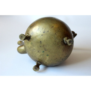 Teapot made of bronze - Vintage
