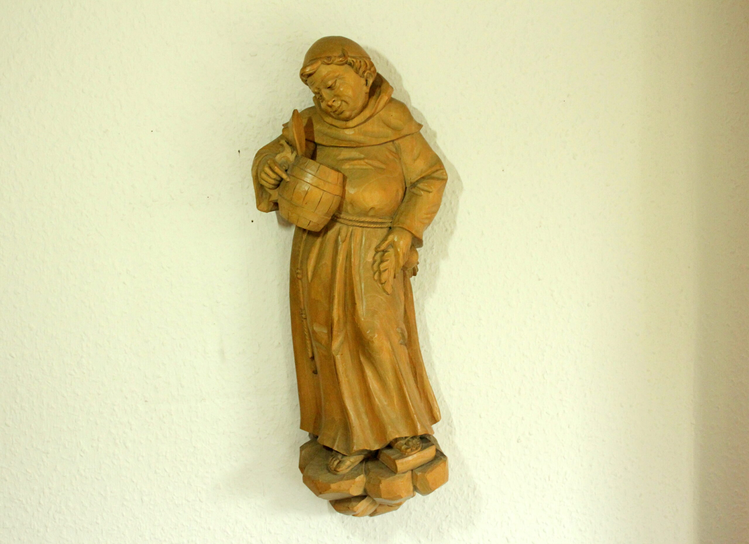 Mid Century wooden german sculpture "Monk with a tankard" hand-carved