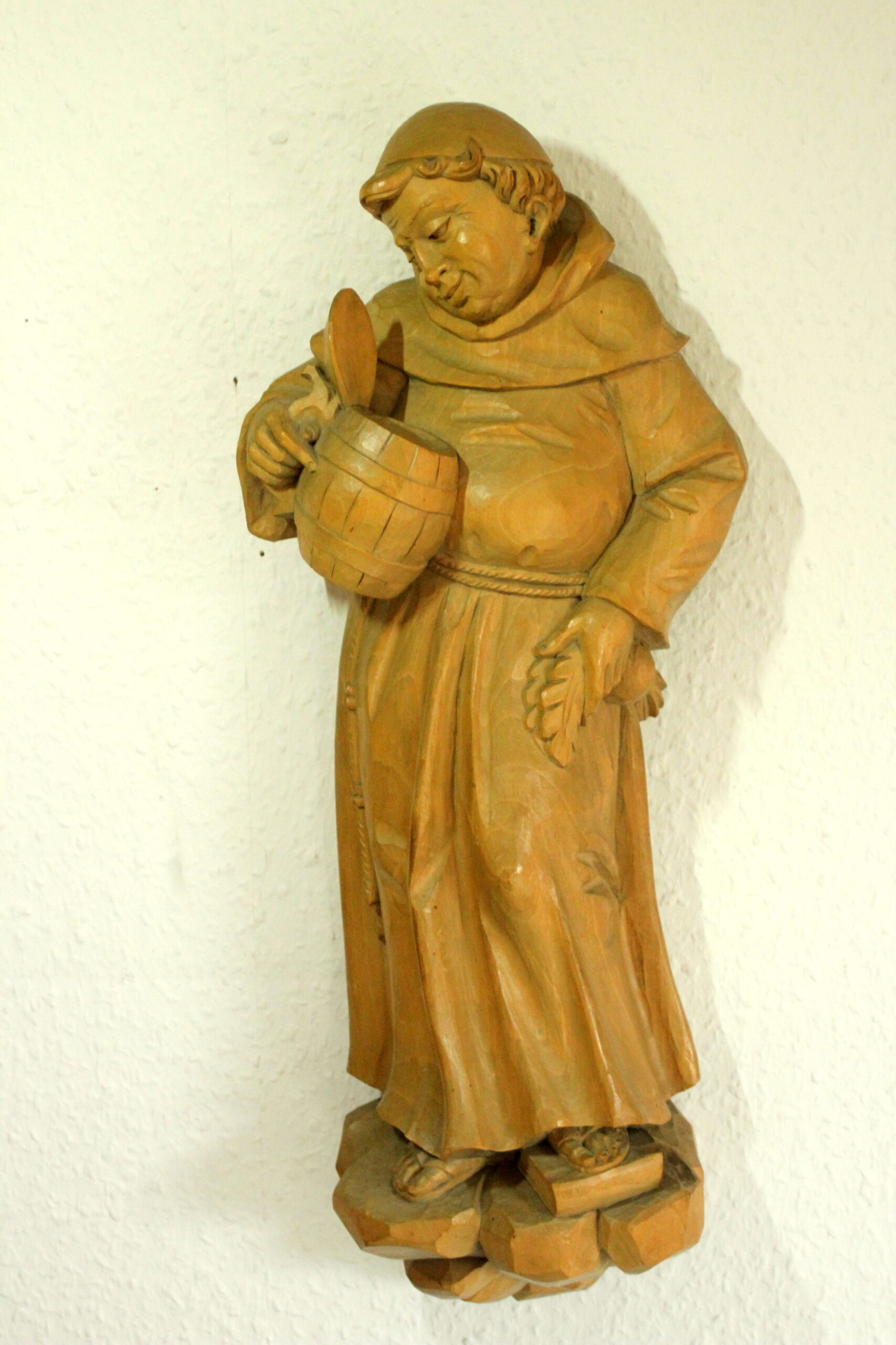 Mid Century wooden german sculpture "Monk with a tankard" hand-carved