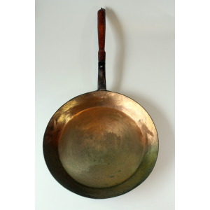 Handmade large frying pan - iron pan copper plated - with wooden handle and hanger - Vintage
