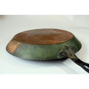 Handmade large frying pan - iron pan copper plated - with wooden handle and hanger - Vintage