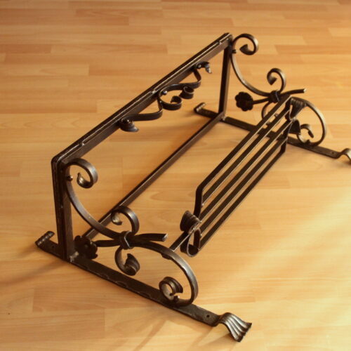 Handmade wrought iron wall mounted coat rack - Vintage