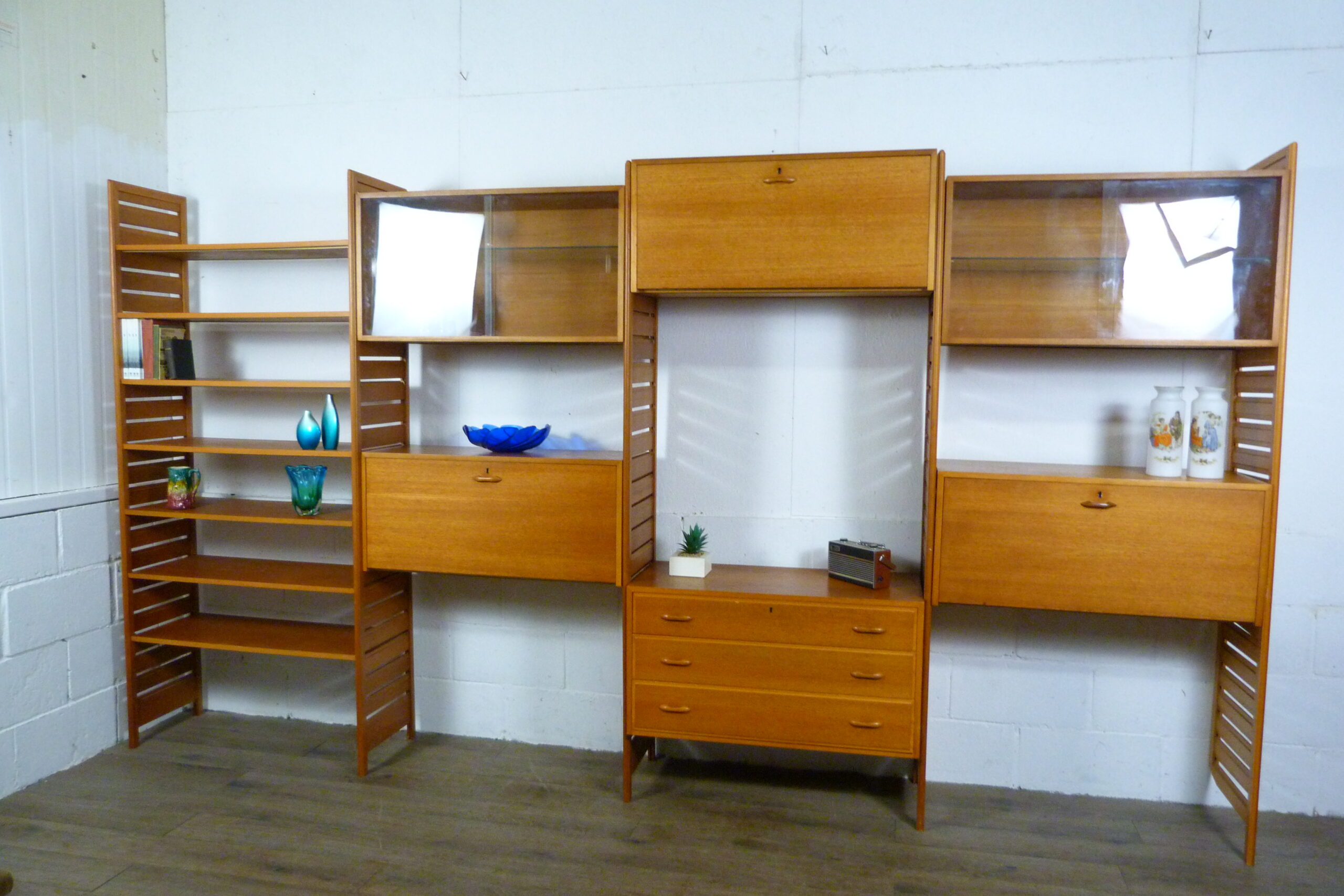 Staples 4 Bay Teak Ladderax Shelving Workspace