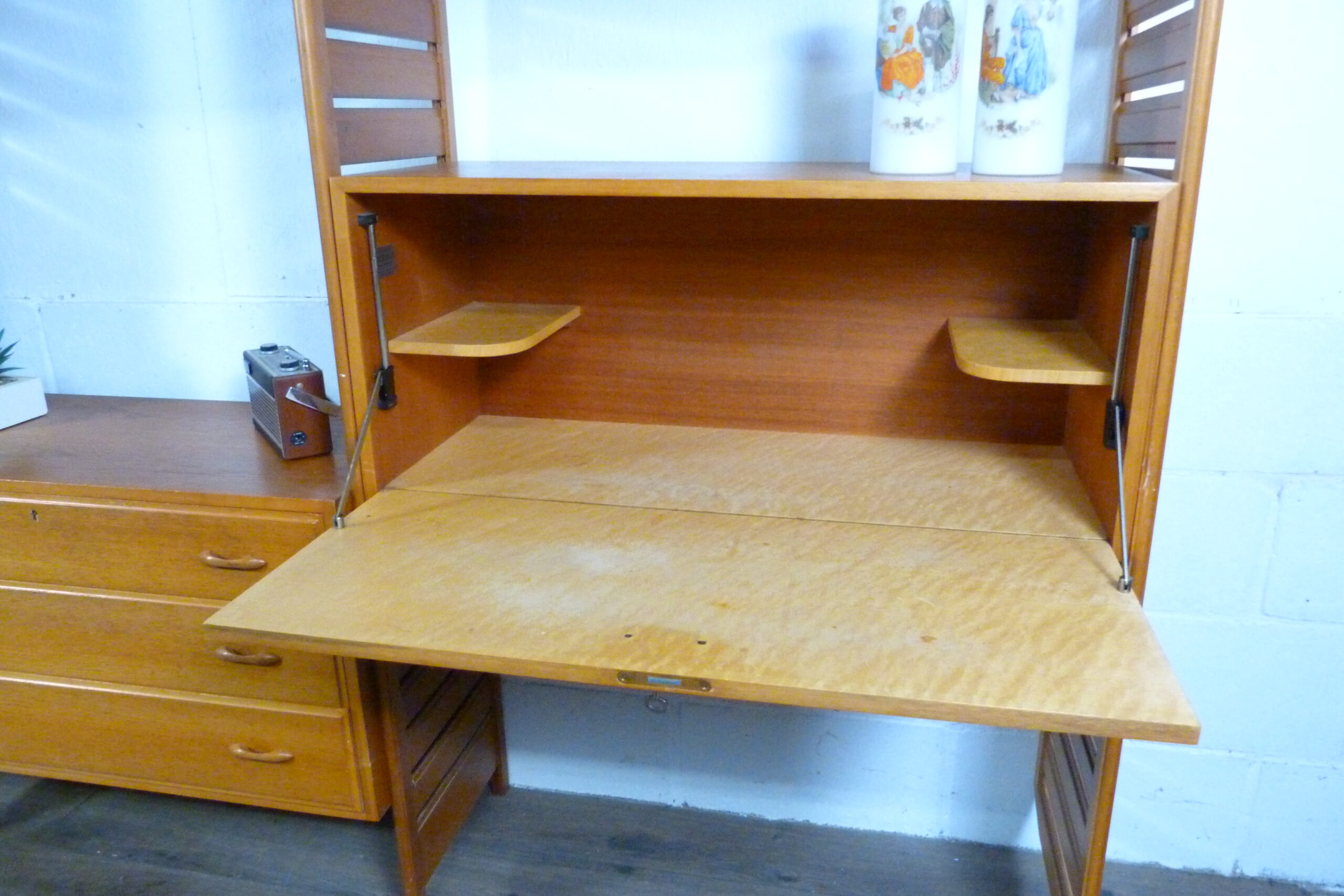 Staples 4 Bay Teak Ladderax Shelving Workspace
