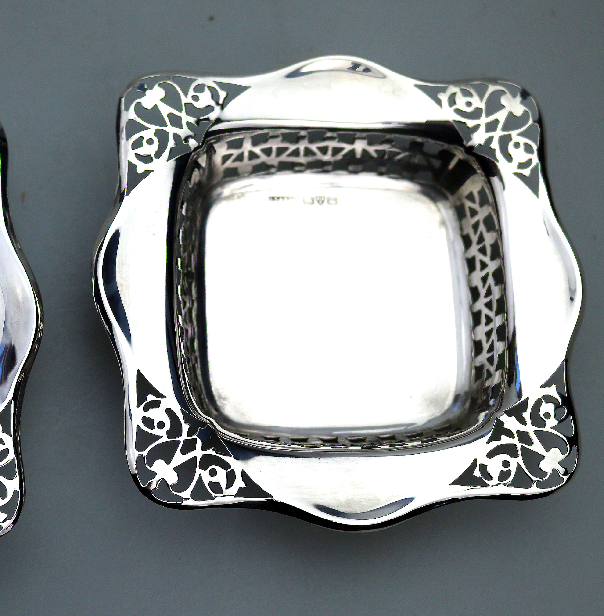 A good antique English Chester solid silver pierced square Bonbon Dish C.1927