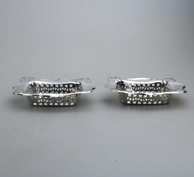 A good antique English Chester solid silver pierced square Bonbon Dish C.1927