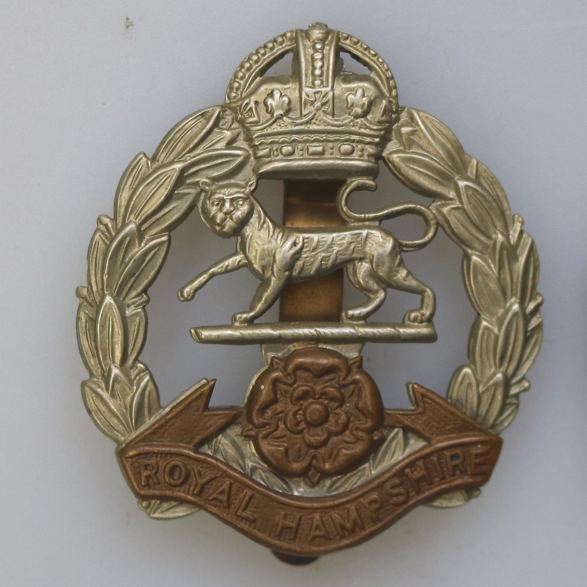 Vintage 4X UK Military Cap Badges - Hampshire - Wessex - Royal Hampshire C.20thC