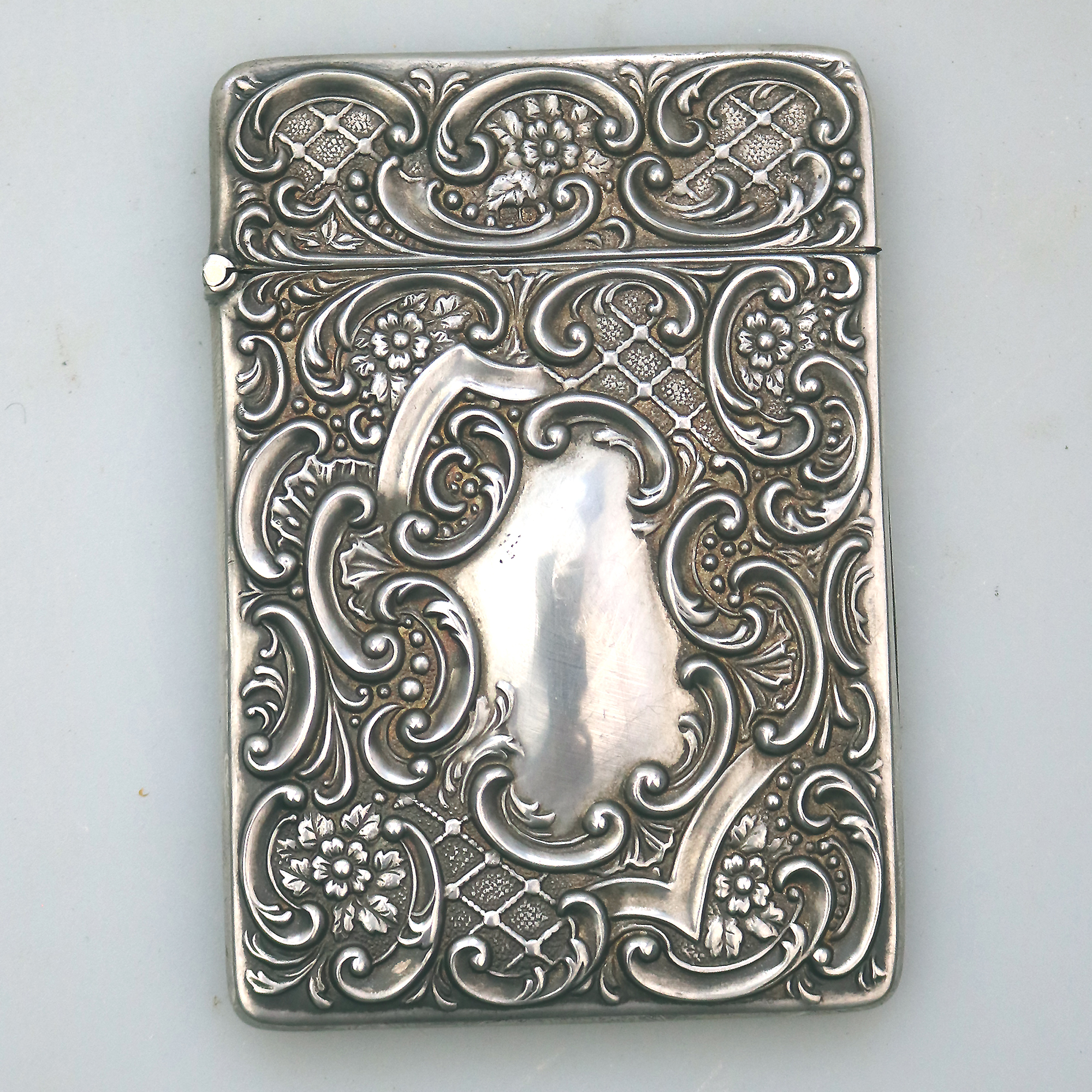 An antique English solid silver Crisford & Norris Visiting Card Case 56gm C.1908