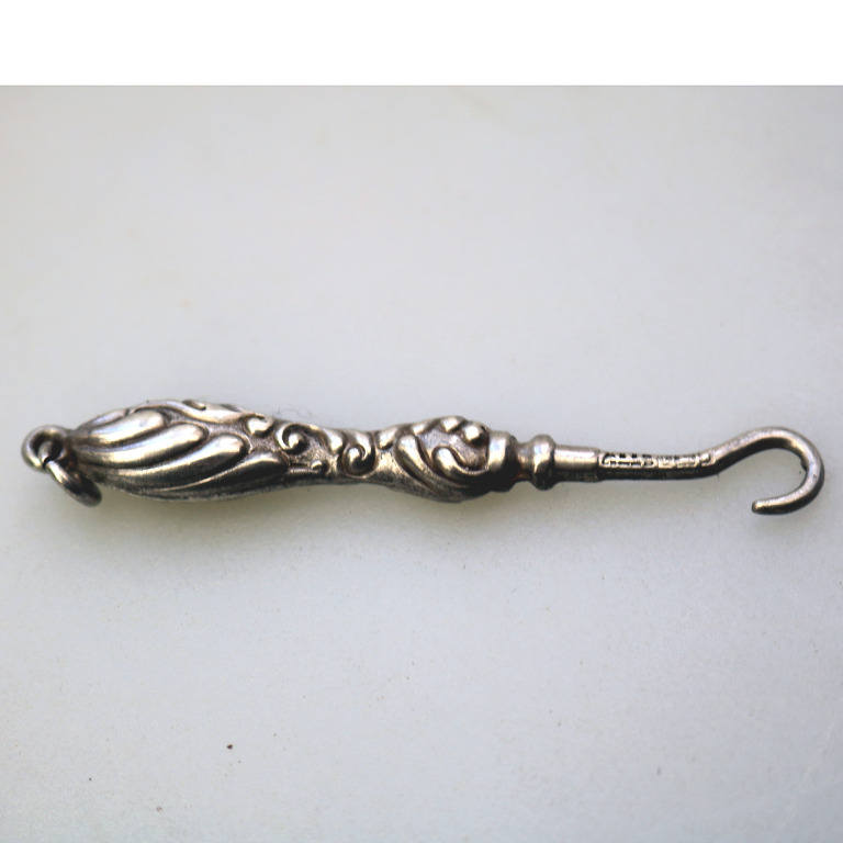 An antique all English solid silver Chatelaine Glove Hook by Adie & Lovekin 1900 - Image 3