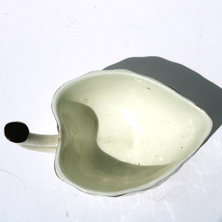 A fine & rare antique Georgian moulded Creamware pottery Butter Boat C.1785 - Image 4