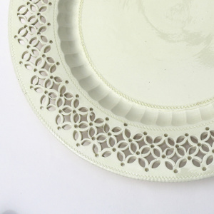 A fine & large antique Georgian English Creamware pottery pierced Plate C.1780