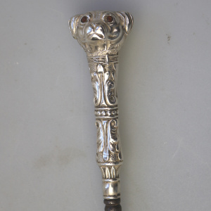 A rare antique English solid silver novelty double dog head Button Hook C.1906