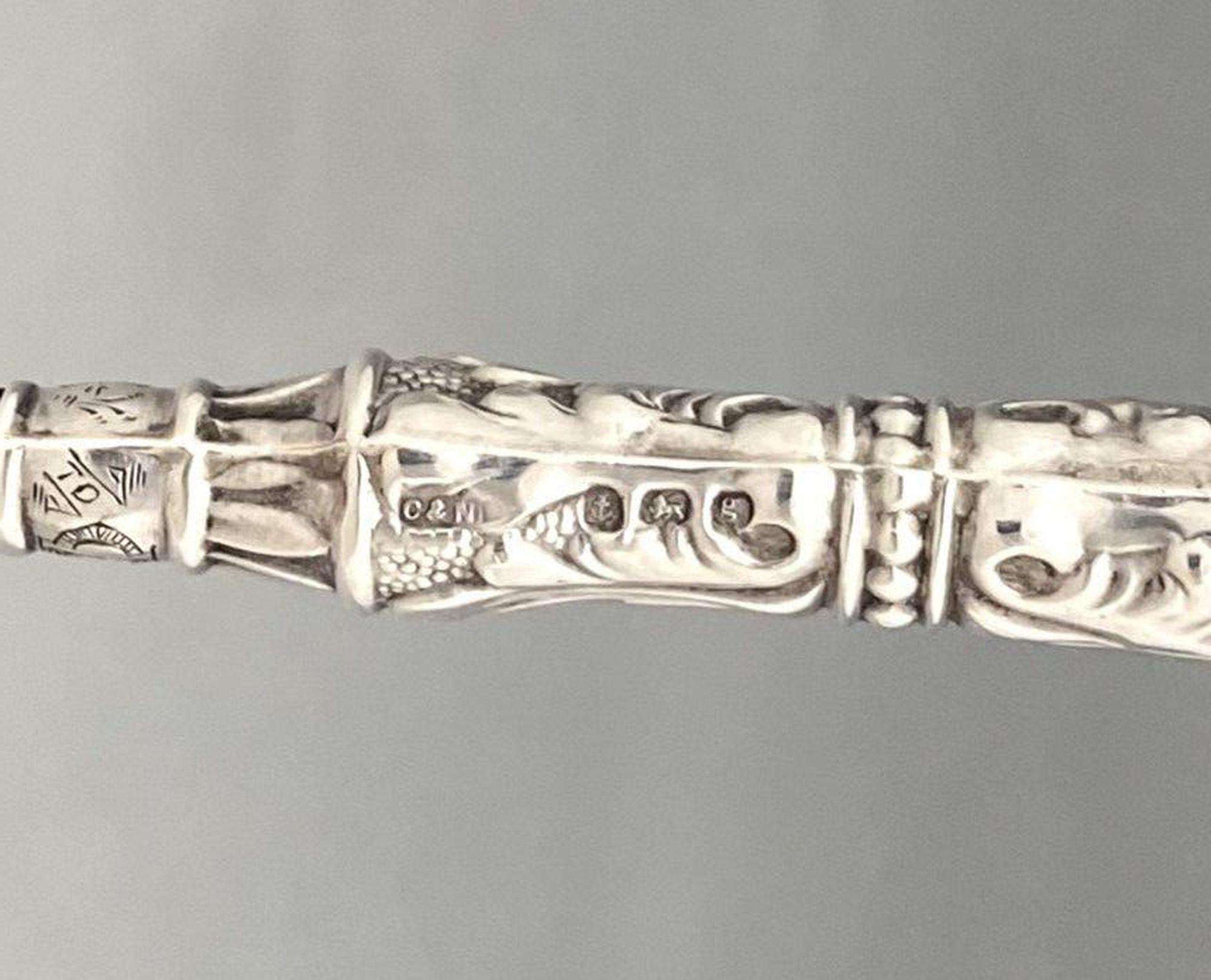 A rare antique English solid silver novelty double dog head Button Hook C.1906