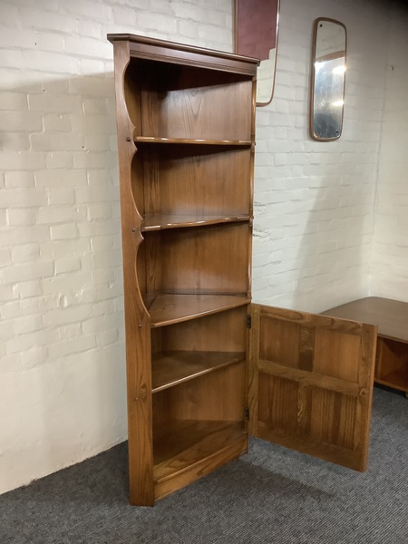 Ercol Colonial Corner Display Cabinet In Golden Dawn Finish.
