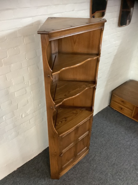 Ercol Colonial Corner Display Cabinet In Golden Dawn Finish.
