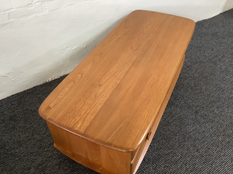 Ercol Windsor Minerva Coffee Table In Light Finish.