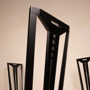 "Gallery" chairs by Umberto Asnago and Ambrogio Pozzi for Giorgetti 1975
