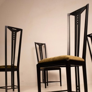 "Gallery" chairs by Umberto Asnago and Ambrogio Pozzi for Giorgetti 1975