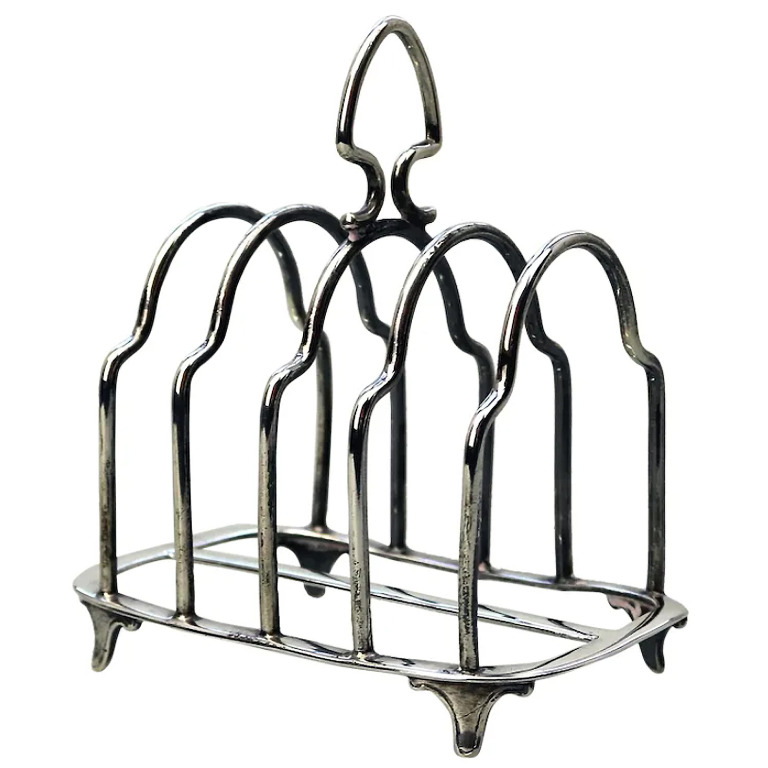 Antique English solid silver 4 slice gothic arch Toast Rack 72g Chester C.1927