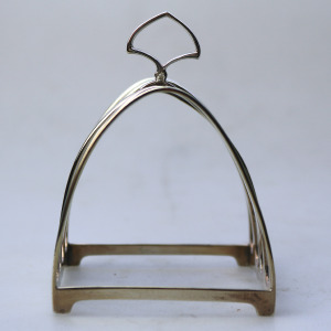 Antique English sterling solid silver 4 slice gothic arch Toast Rack 64g C.1926