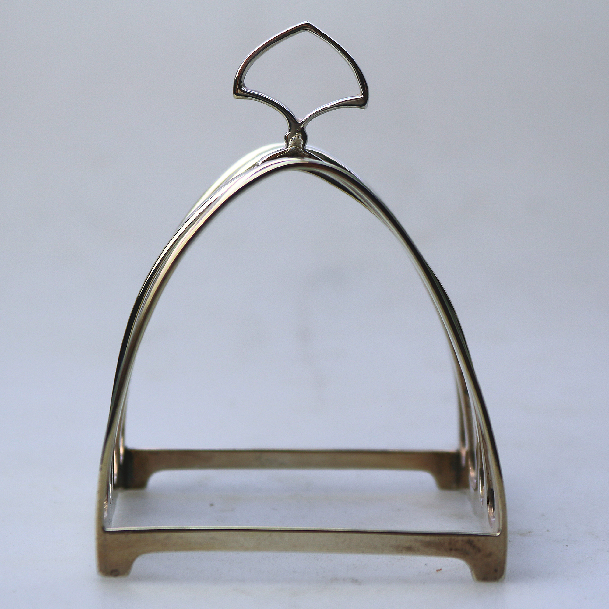 Antique English sterling solid silver 4 slice gothic arch Toast Rack 64g C.1926