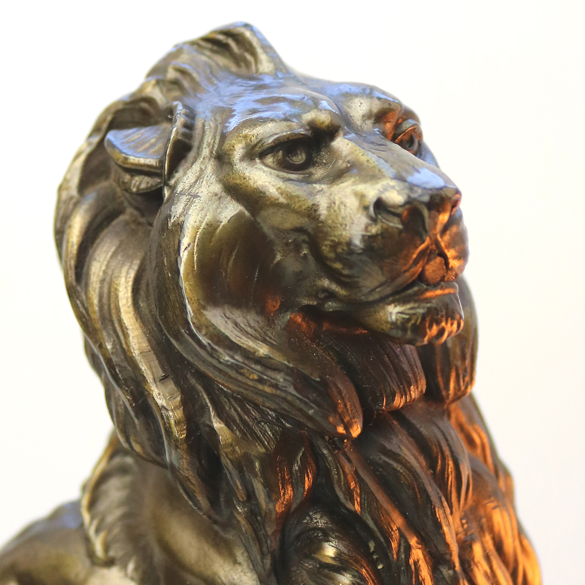 Art Deco bronzed spelter & marble novelty British Empire Lion Table Lamp C.1930s
