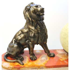 Art Deco bronzed spelter & marble novelty British Empire Lion Table Lamp C.1930s