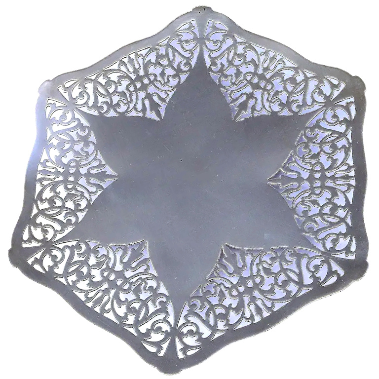 An attractive antique Mappin & Webb silver plated pierced Serving Platter C.1900 - Image 3